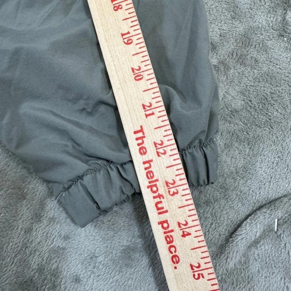US Army IPFU Jacket Medium Short Grey Nylon Reflective Training Windbreaker